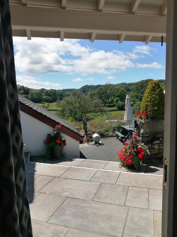 The Brown Horse Inn Winster  Exteriör bild